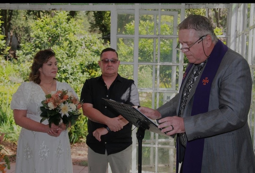 Wedding ceremony by Dr. Gerrit Rademeyer in Oyster Bay (Oesterbaai)