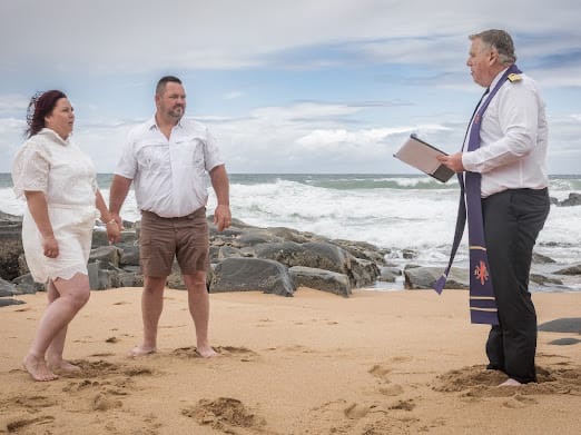 Wedding ceremony by Dr. Gerrit Rademeyer in Oyster Bay (Oesterbaai)