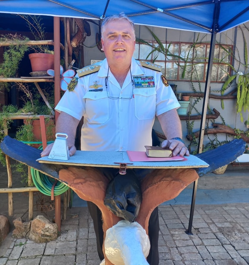 Wedding ceremony by Dr. Gerrit Rademeyer in Oyster Bay (Oesterbaai)